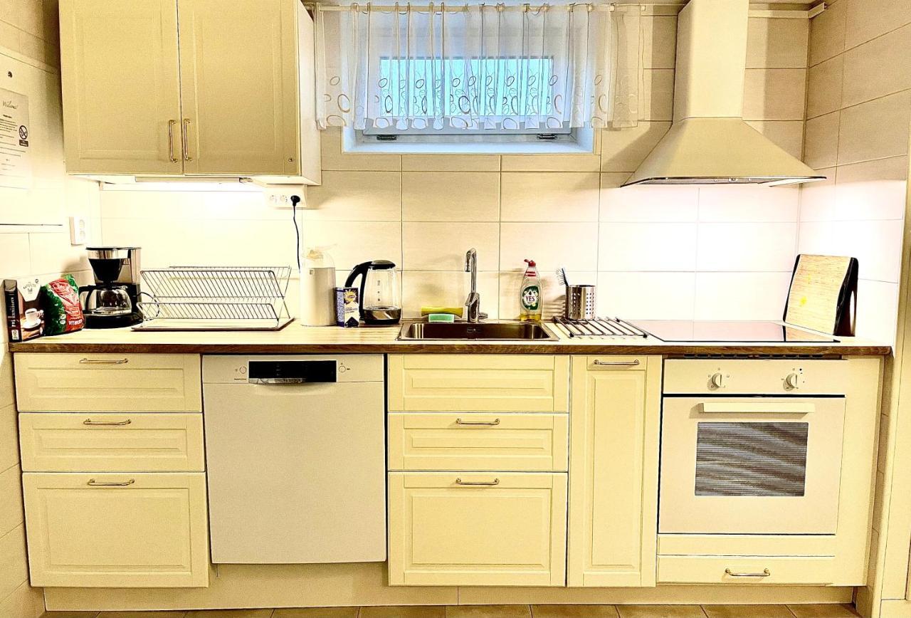 3 Rooms With Private Kitchen & Private Bathroom 5B جافله المظهر الخارجي الصورة